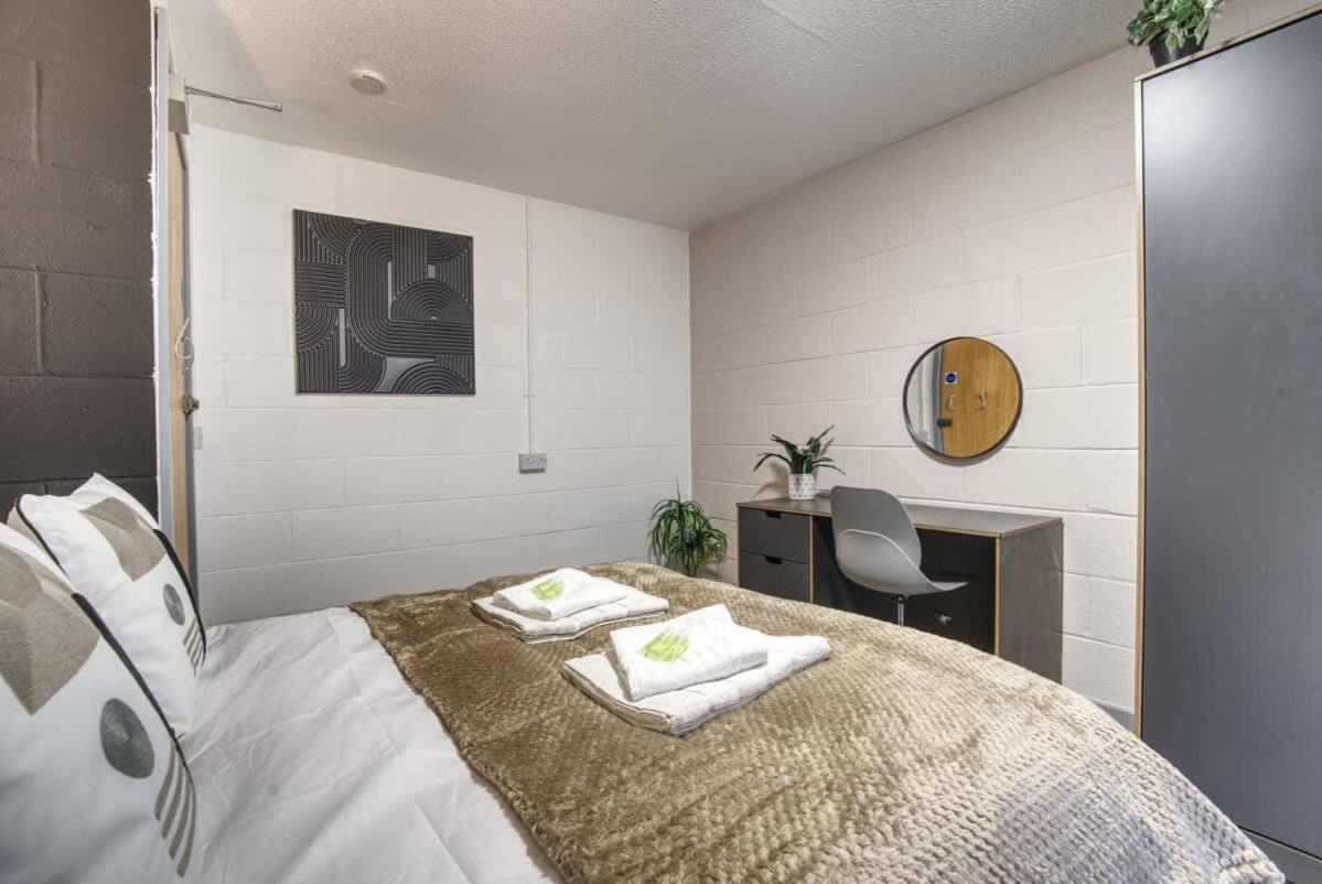 1Br City Centre Apt, Self Check In, Wifi, By Derbnb Шефилд Экстерьер фото